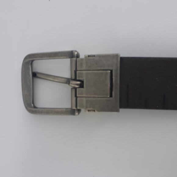 Levi's Men's Leather Dark Belt Brown Size 40 Silver Tone Single prong Buckle - Picture 3 of 13